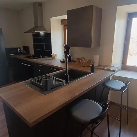 La Maison De Pejusclat Villeseque